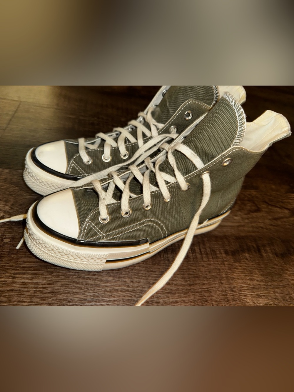 Converse Olive Green High Tops EUC